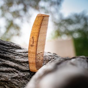 OrganicB-Moon-Shaped-Natural-Neem-Comb